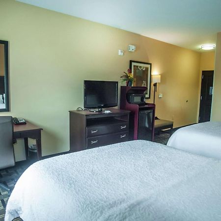 Hampton Inn & Suites Palestine Ngoại thất bức ảnh