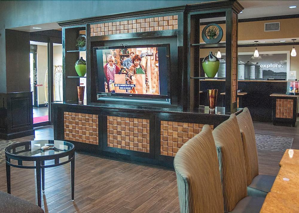 Hampton Inn & Suites Palestine Ngoại thất bức ảnh