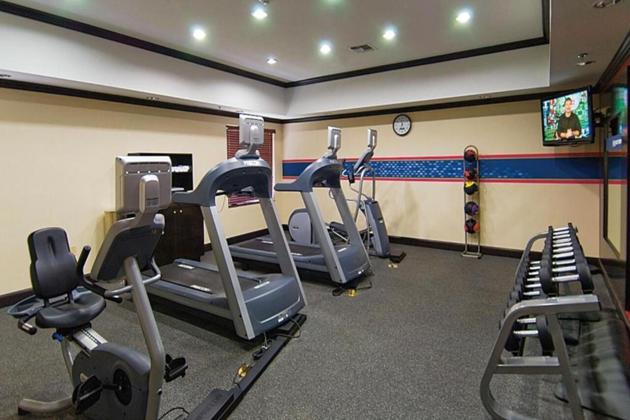 Hampton Inn & Suites Palestine Ngoại thất bức ảnh