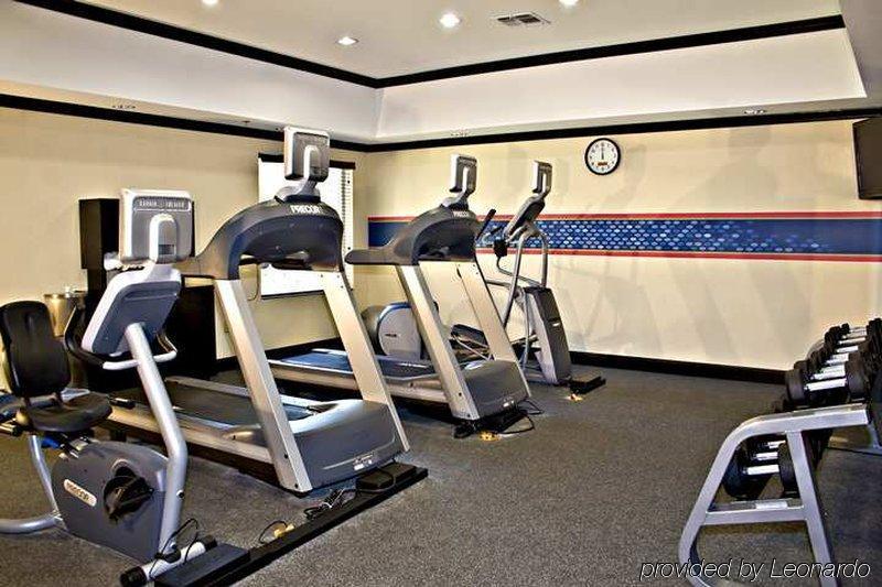 Hampton Inn & Suites Palestine Ngoại thất bức ảnh