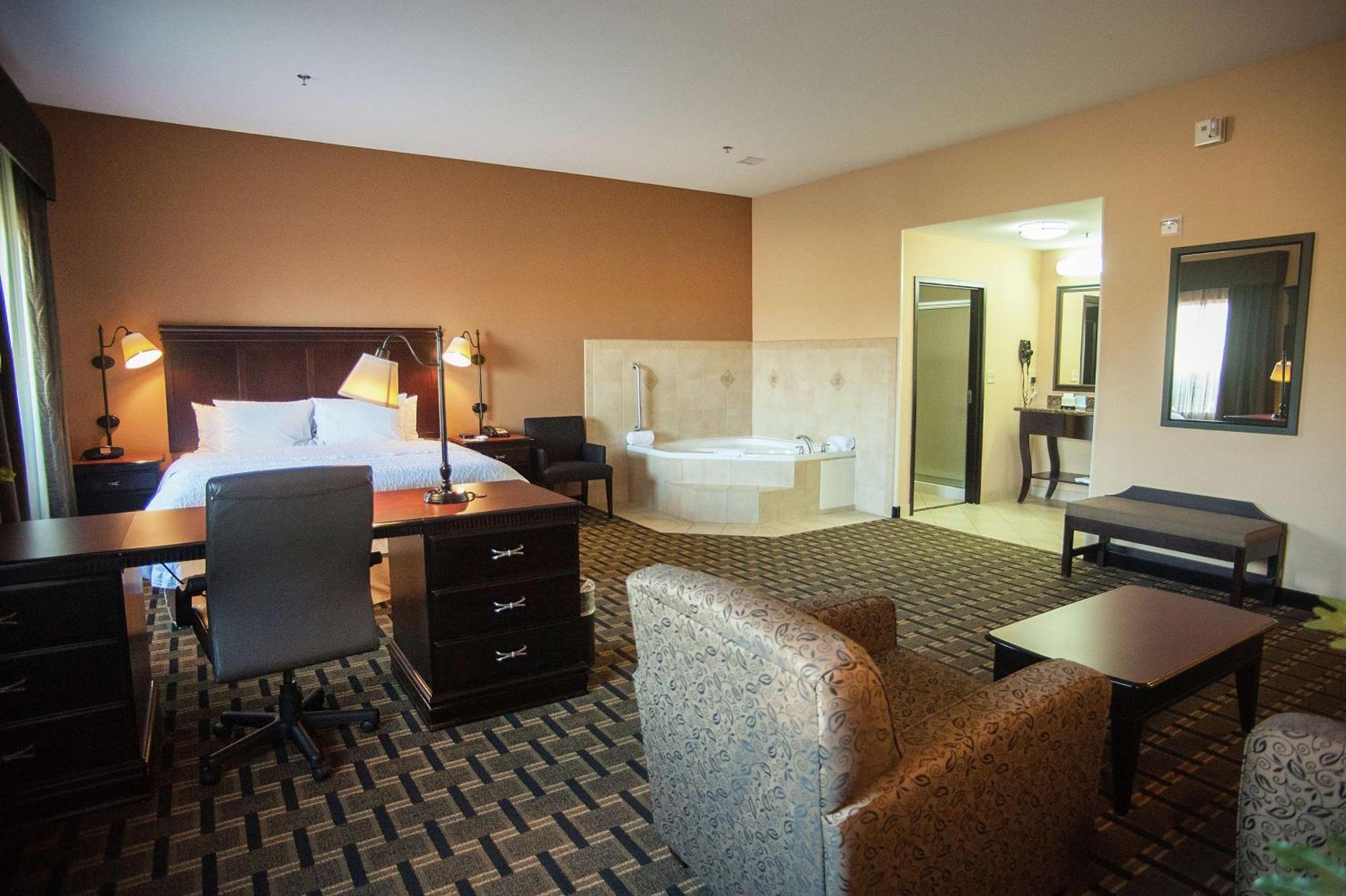 Hampton Inn & Suites Palestine Ngoại thất bức ảnh